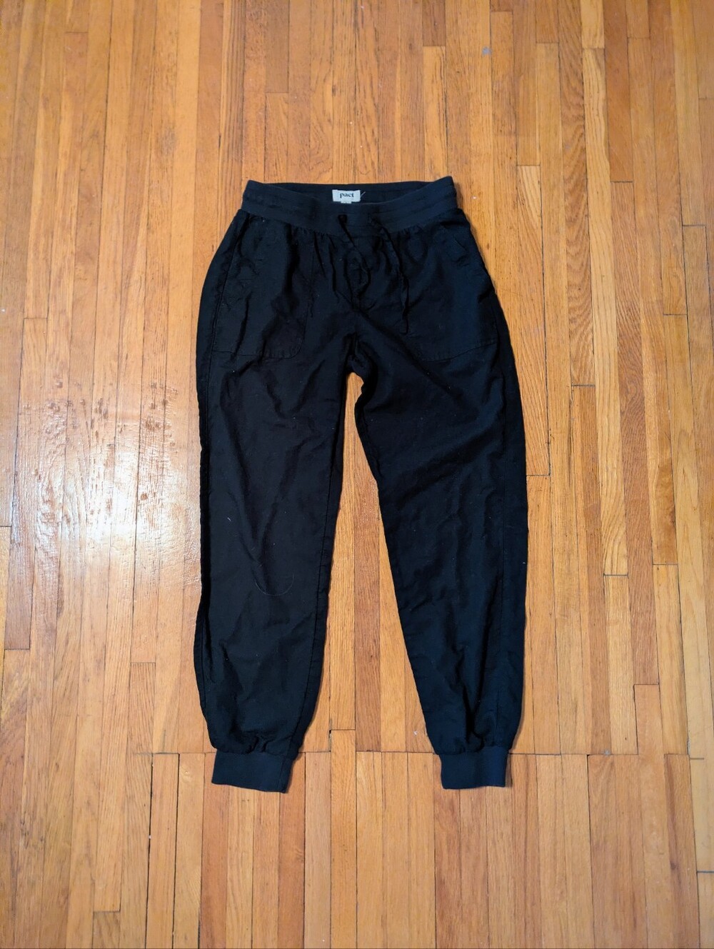 Pact organic black jogger pants size medium